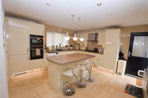 Kitchen- click for photo gallery